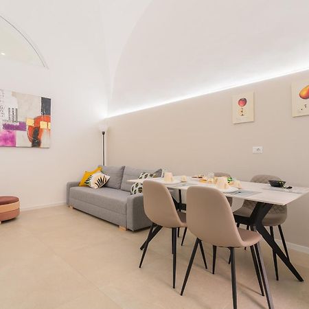 Barinon Bliss Apartment Bagian luar foto